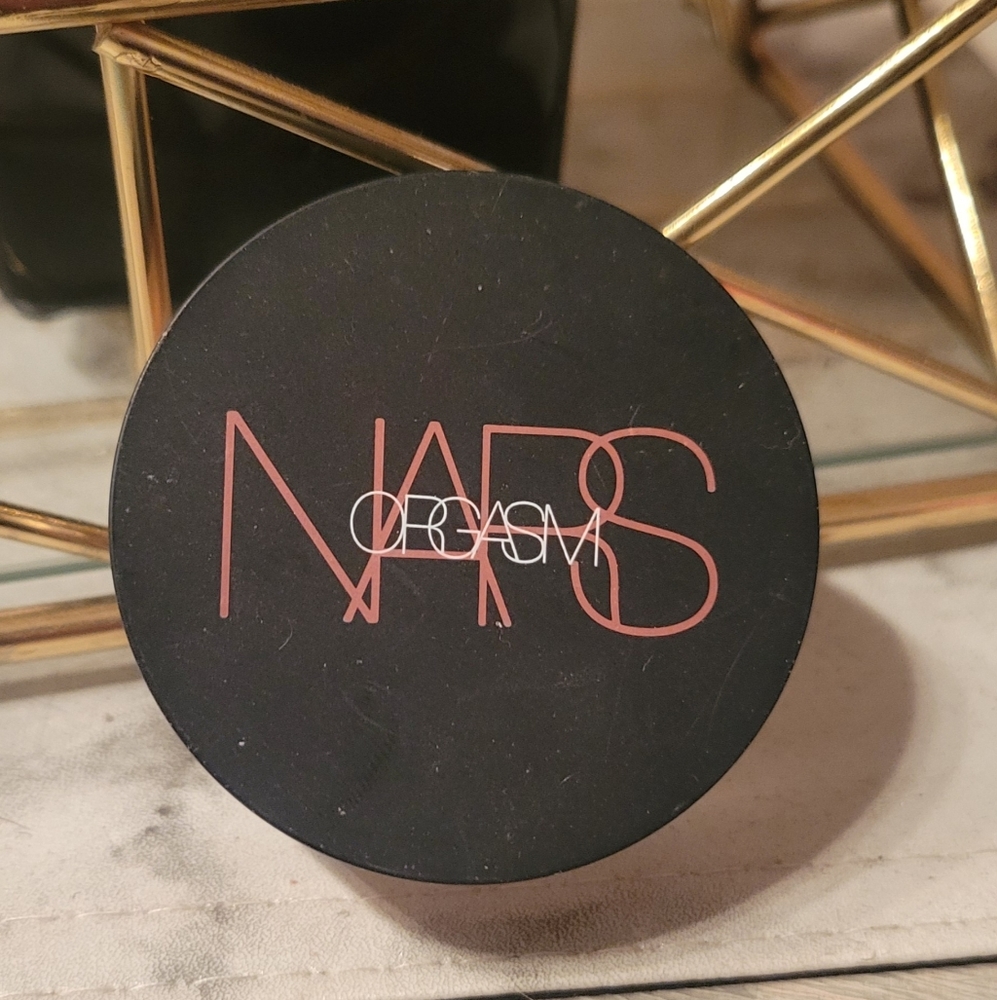 Nars loose blush